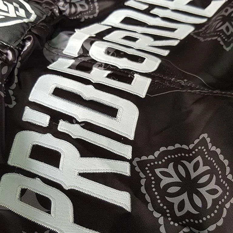 Pride Or Die Muay Thai Shorts Nero-Bianco - immagine 7